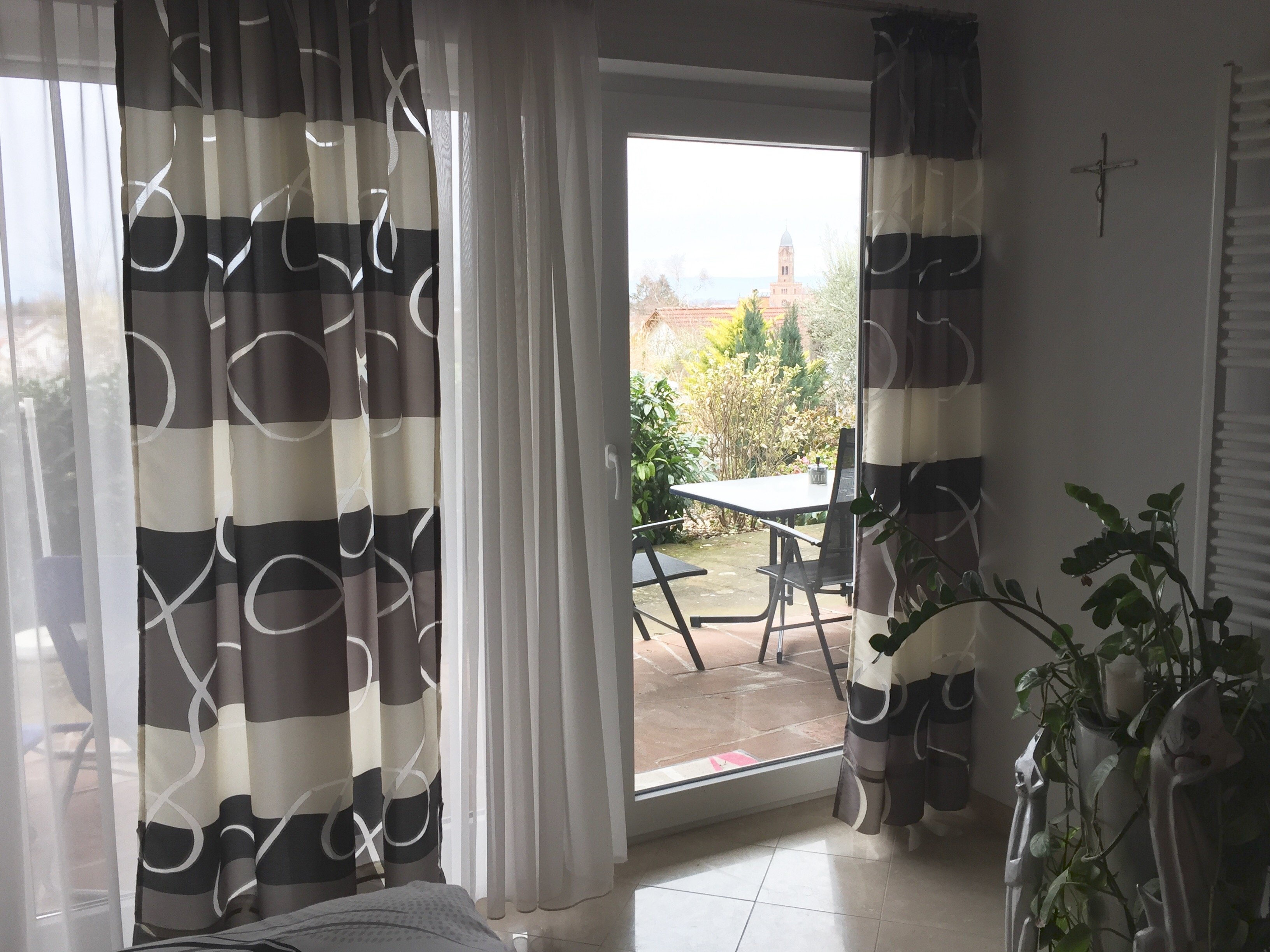 Vom Schlafzimmer direkt auf die Terrasse
